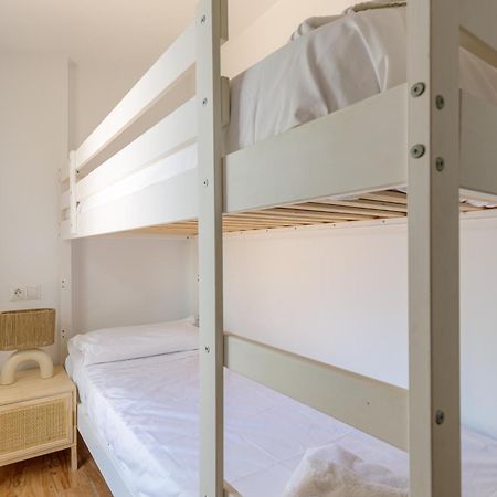 Caterina Pedregalejo Apartment มาลากา ภายนอก รูปภาพ