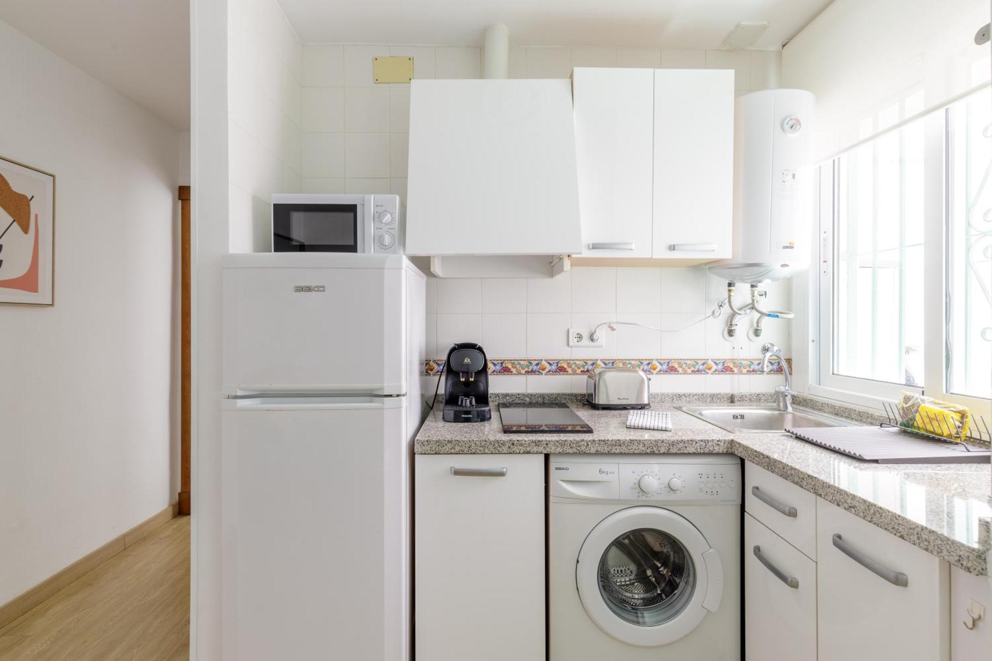 Caterina Pedregalejo Apartment มาลากา ภายนอก รูปภาพ