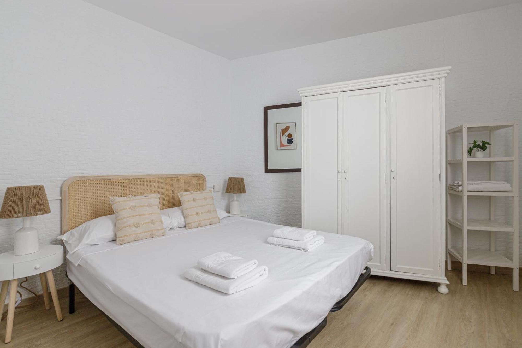 Caterina Pedregalejo Apartment มาลากา ภายนอก รูปภาพ